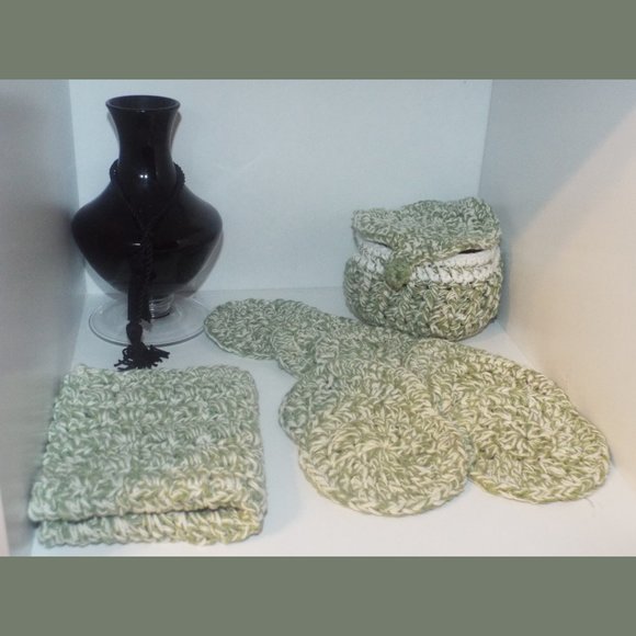 10 pc Handmade Clamshell Spa Set - Picture 2 of 12